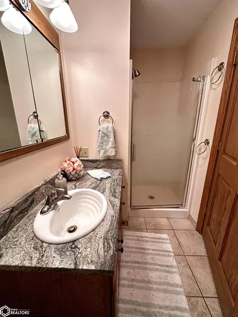 Bath - 1145 Birch Ave, Corwith, IA 50430 photo 1 of 8