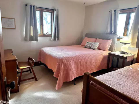 Bedroom - 1145 Birch Ave, Corwith, IA 50430 photo 7 of 10