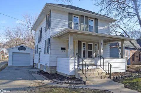 316 7th St SE, Mason City, IA 50401
