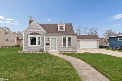 630 W 7th St, Garner, IA 50438