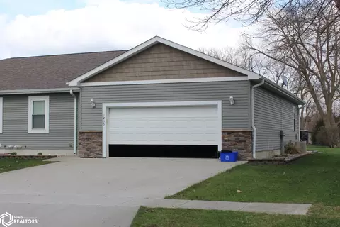 1235 Front St, Garner, IA 50438