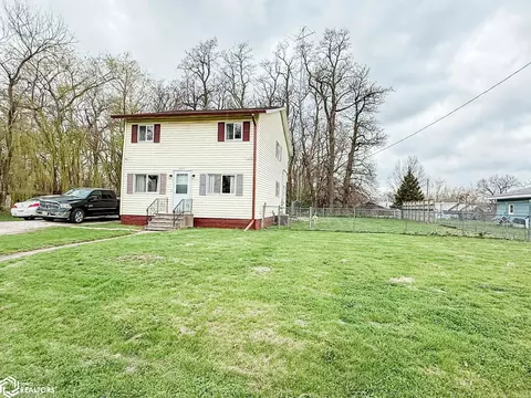 1809 Racine Ave, Burlington, IA 52601