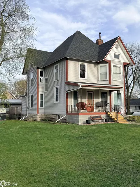 226 S Eaton Ave, Humeston, IA 50123