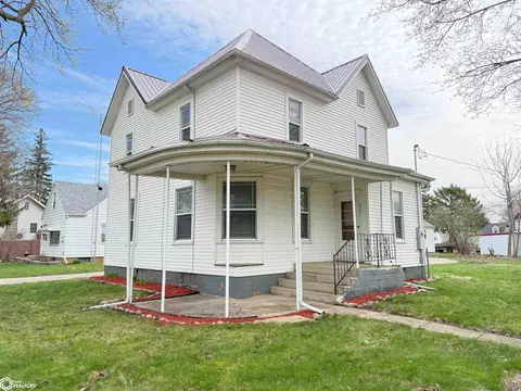 321 S Van Kirk St, Latimer, IA 50452