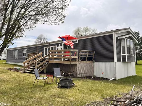 10675 Four Point Ln, Moravia, IA 52571