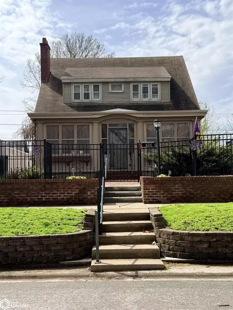 426 Avenue F, Fort Madison, IA 52627