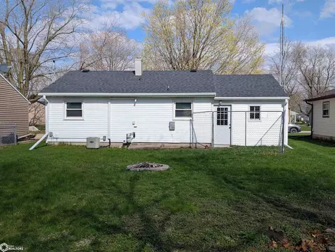 Exterior - 611 7th St SW, Hampton, IA 50441 photo 1 of 1