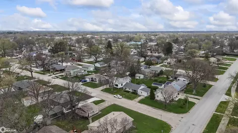 View/Area - 636 11th St, Nevada, IA 50201 photo 2 of 2