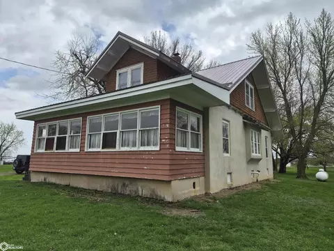 112 E Strait St, Gilman, IA 50106