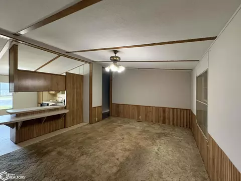 Living - 211 E Short St, Centerville, IA 52544 photo 2 of 7