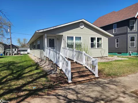 718 2nd St, Ida Grove, IA 51445