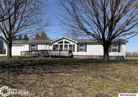 710 Oak St, Kensett, IA 50448
