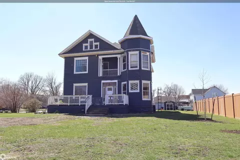 106 3rd Ave SE, State Center, IA 50247