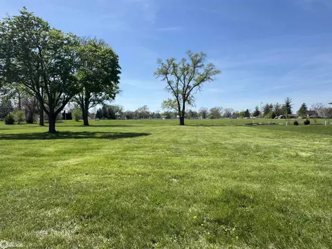208 Louisiana St, Middletown, IA 52638