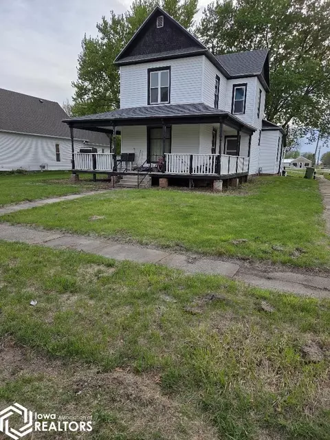 118 East St, Orient, IA 50858