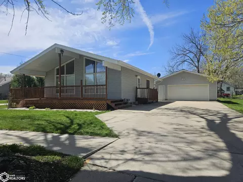 337 Apple Ave, Webster City, IA 50595