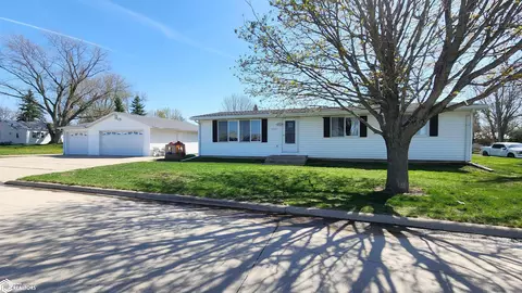 2117 S Mckinley Ave, Mason City, IA 50401