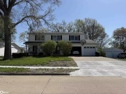 522 Melville Ave, West Burlington, IA 52655