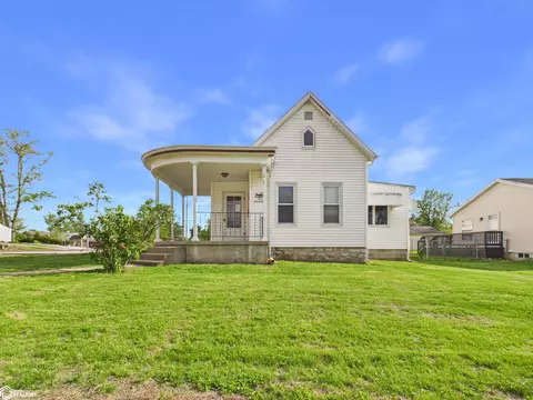 760 Broadway St, Hamilton, IL 62341