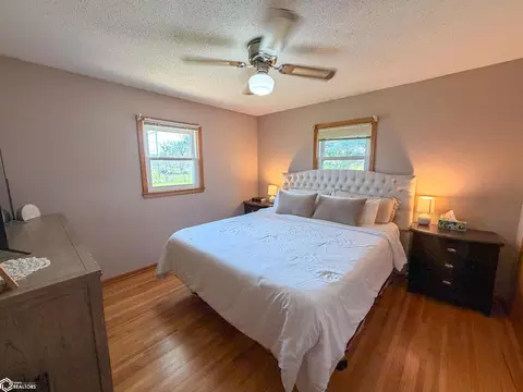 Bedroom - 1307 Vale Dr, Hampton, IA 50441 photo 1 of 7