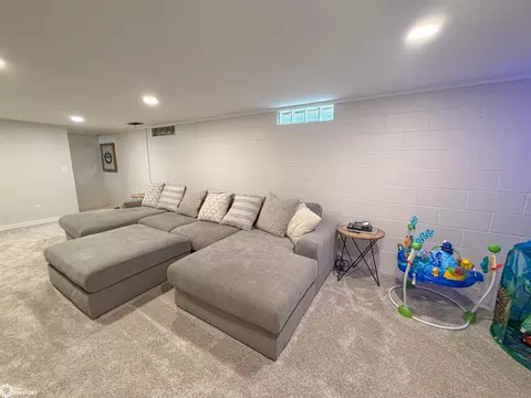 Living - 1307 Vale Dr, Hampton, IA 50441 photo 5 of 6