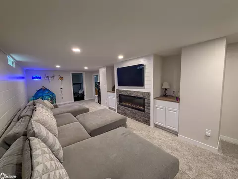 Other - 1307 Vale Dr, Hampton, IA 50441 photo 3 of 11