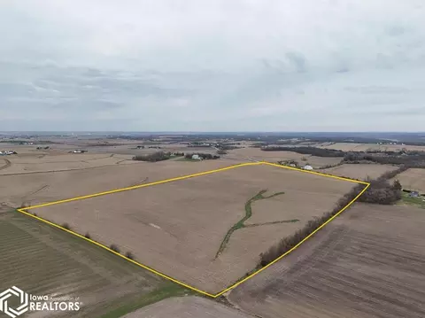 Ivanhoe Road, Ely, IA 52227 photo 3