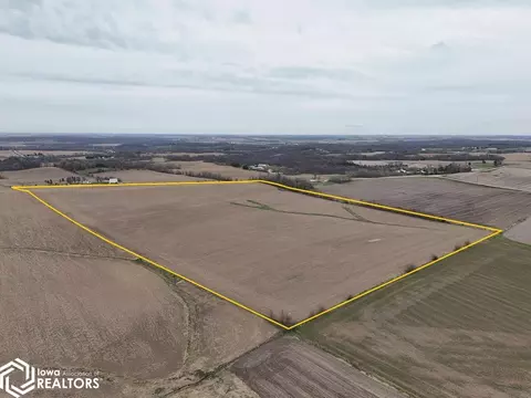 Ivanhoe Road, Ely, IA 52227 photo 2