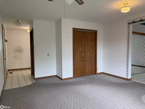 Living - 400 16th St, Corning, IA 50841 photo 4 of 6