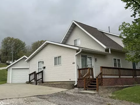 Exterior - 400 16th St, Corning, IA 50841 photo 3 of 5