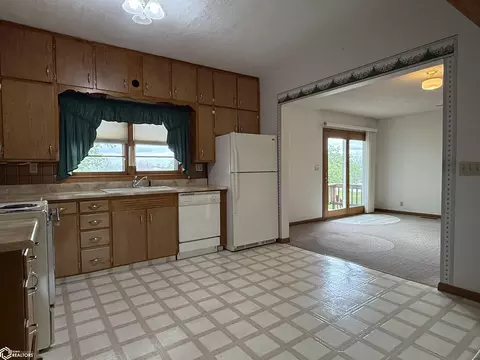 Kitchen - 400 16th St, Corning, IA 50841 photo 2 of 3