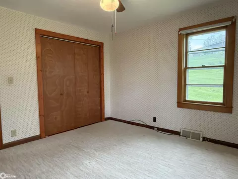 Bedroom - 400 16th St, Corning, IA 50841 photo 3 of 9