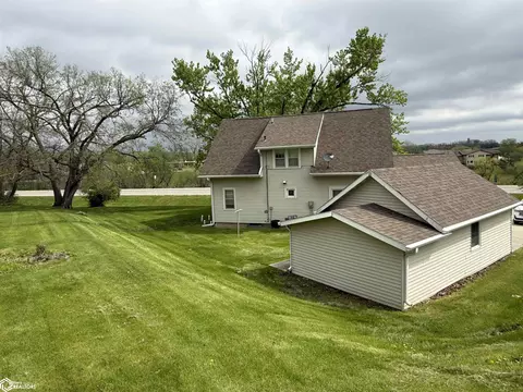 Exterior - 400 16th St, Corning, IA 50841 photo 4 of 5