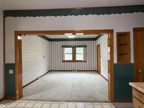 Living - 400 16th St, Corning, IA 50841 photo 1 of 6