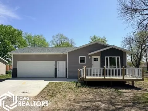 505 Cross St, Lynnville, IA 50153