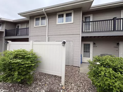 23039 Condo Rd #3, Unionville, MO 63565
