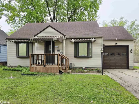 1104 Elm St, Webster City, IA 50595