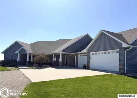 4848 Nightingale Ave, Northwood, IA 50459