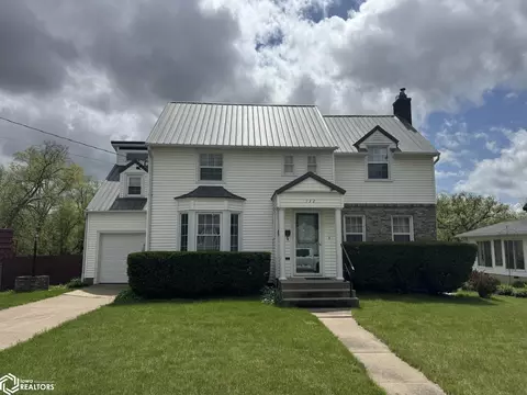 132 W Alta Vista Ave, Ottumwa, IA 52501