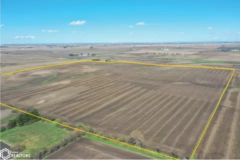 200 Th Ave, Manchester, IA 52057