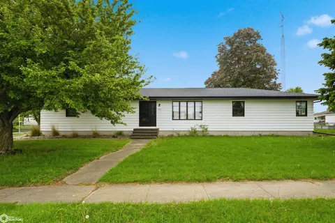 101 Spring St, West Burlington, IA 52655