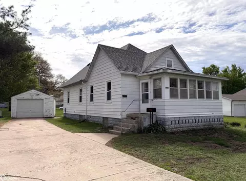 1014 Quint Ave, Carroll, IA 51401