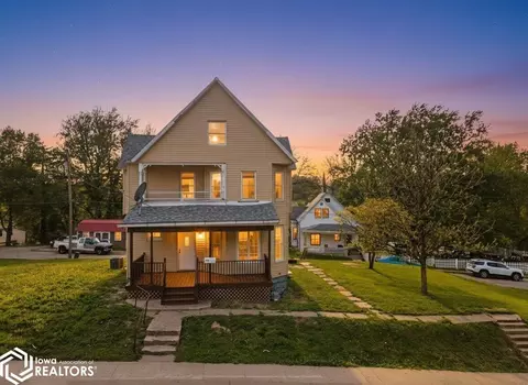 253 S Central Ave, Burlington, IA 52601