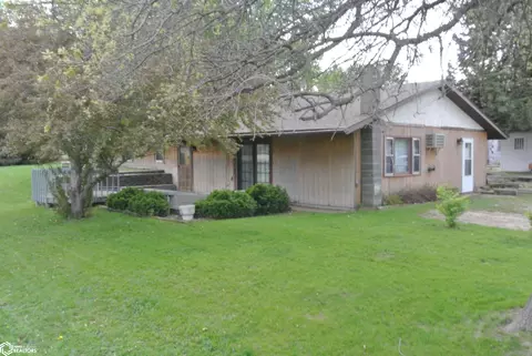 806 Maple St, Ida Grove, IA 51445