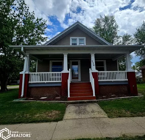 134 E Main St, Agency, IA 52530