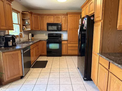 Kitchen - 703 E 12th St, Carroll, IA 51401 photo 2 of 2