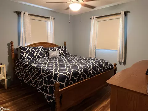 Bedroom - 703 E 12th St, Carroll, IA 51401 photo 2 of 2