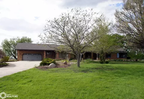 2215 Fenton Ave, Webster City, IA 50595