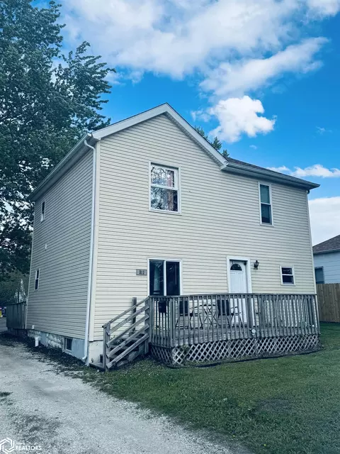 311 N Sumner Ave, Creston, IA 50801
