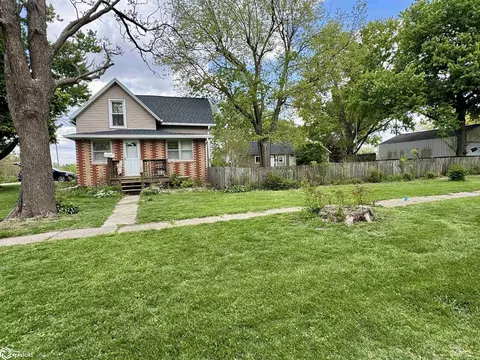 606 N Fillmore, Mount Ayr, IA 50854